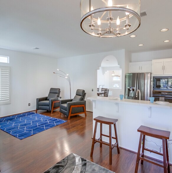Building Photo - 7140 Calabria Ct