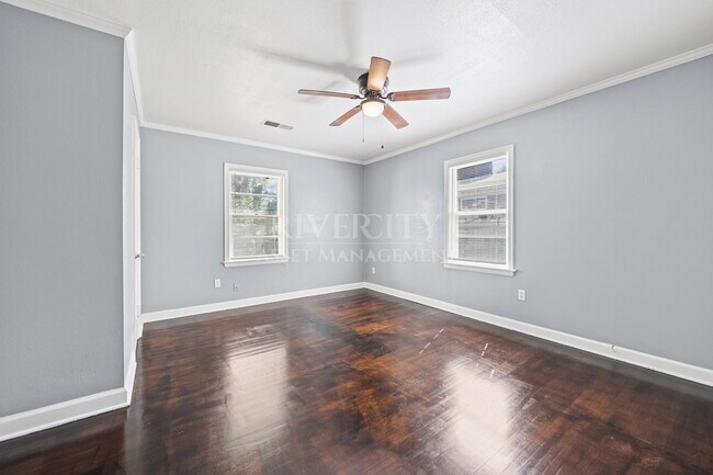 Building Photo - 3256 Ridgecrest St