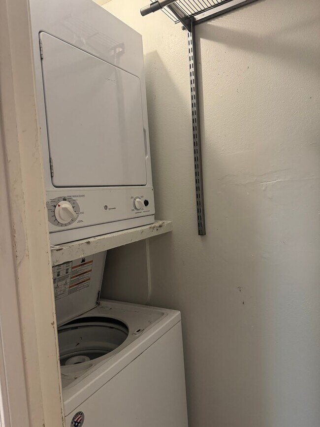 Building Photo - Questions please contact Joshua LaFever 501-230-6424