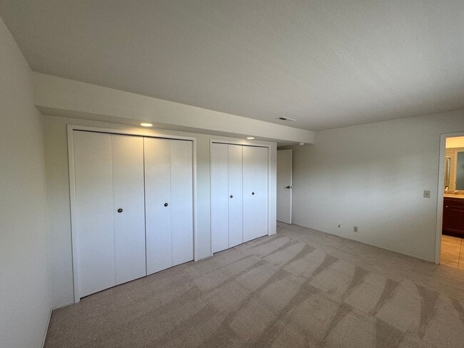 Building Photo - Nice Two-Story in Desired Northgate Neighborhood Available Now!