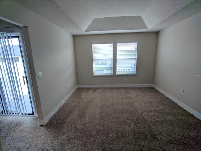 Building Photo - 2611 Amati Dr