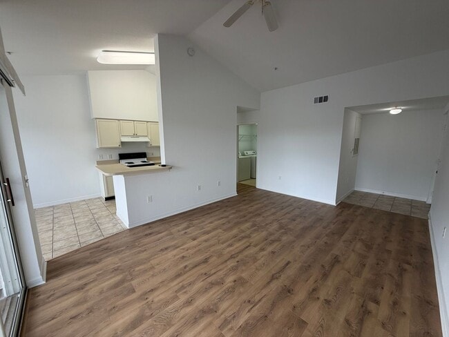 Building Photo - ANNUAL RENTAL - FAIRWAY PRESERVE- 2 BED / 2 BATH WITH LAKE VIEW