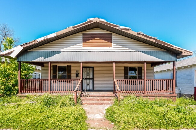 Primary Photo - 1304 Avenue G