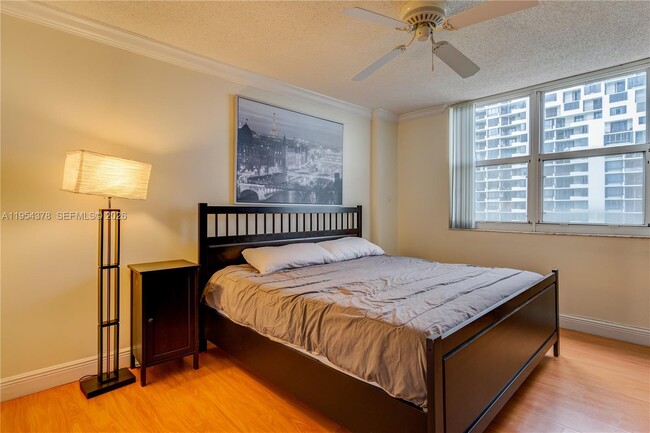 Building Photo - 770 Claughton Island Dr