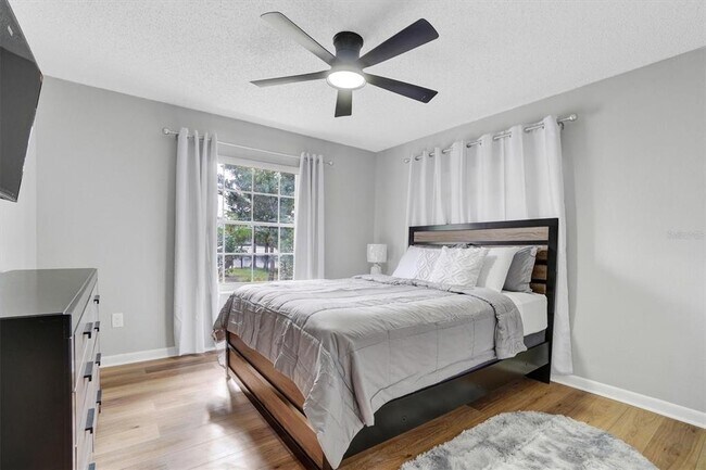 Building Photo - 216 N Griffin Dr