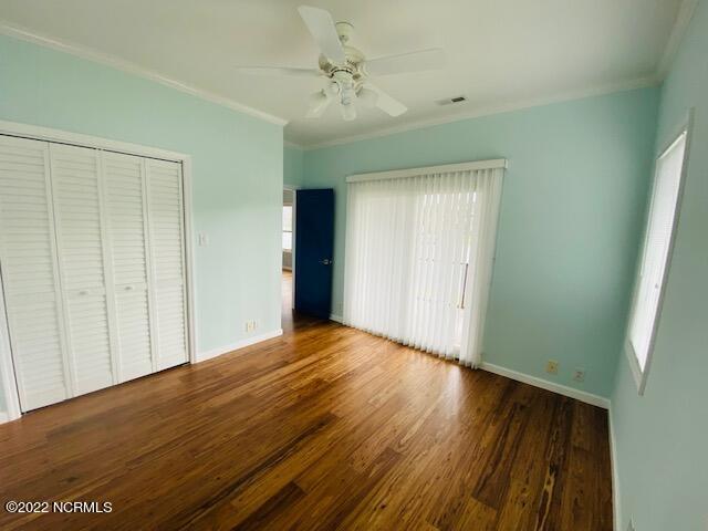 Building Photo - 906 Diamond Ct