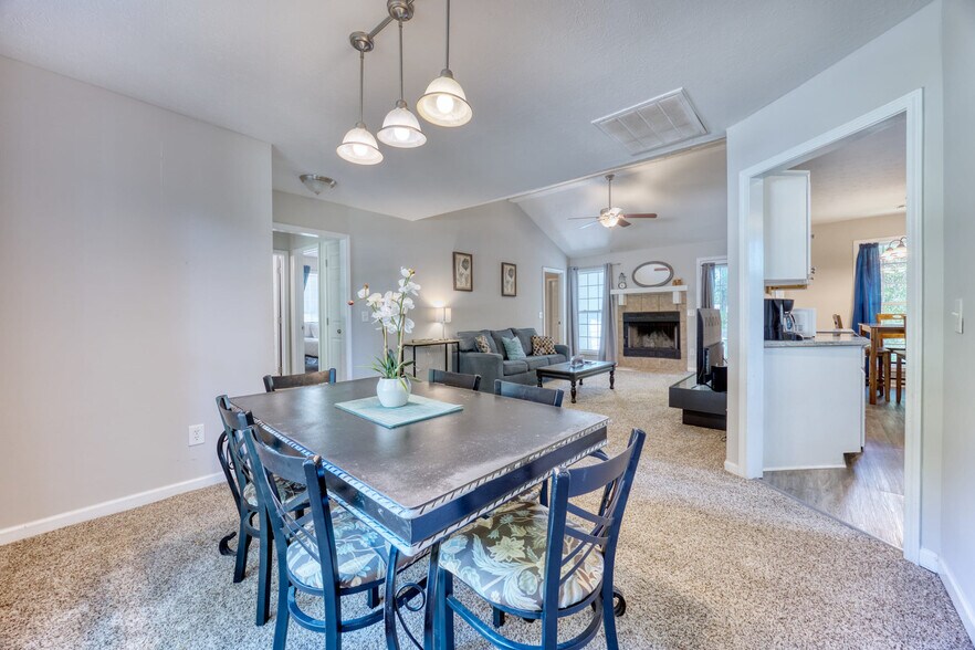 Building Photo - 4209 King Arthur Pl