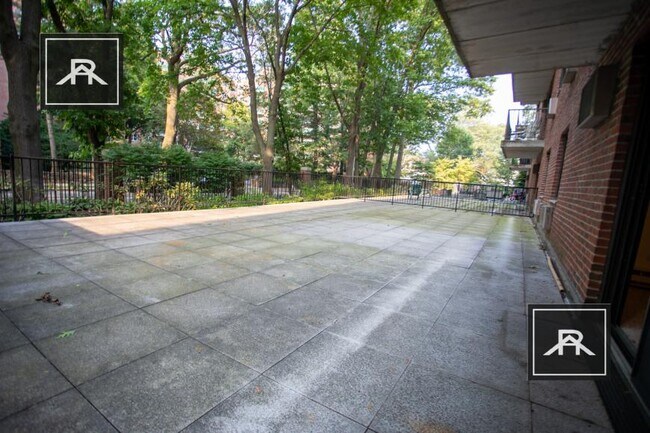 Building Photo - 2 bedroom in Brookline MA 02446