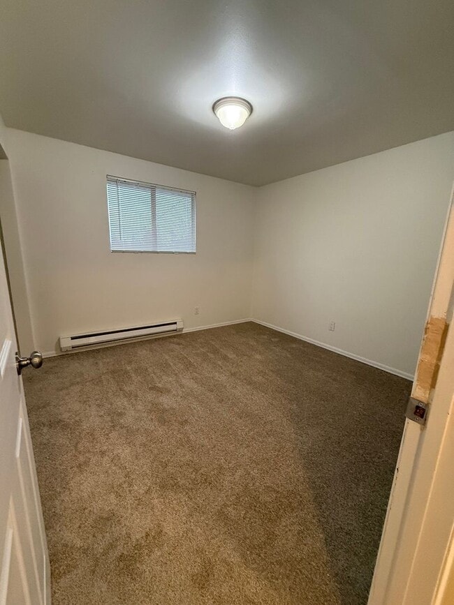 Building Photo - 3717 Lincoln Way