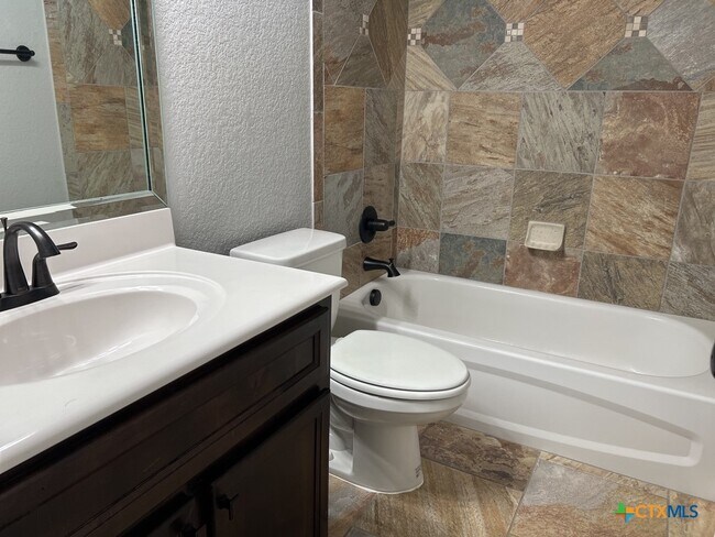 Building Photo - 1604 Granex Dr