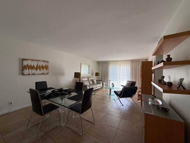 Building Photo - 1200 Hibiscus Ave