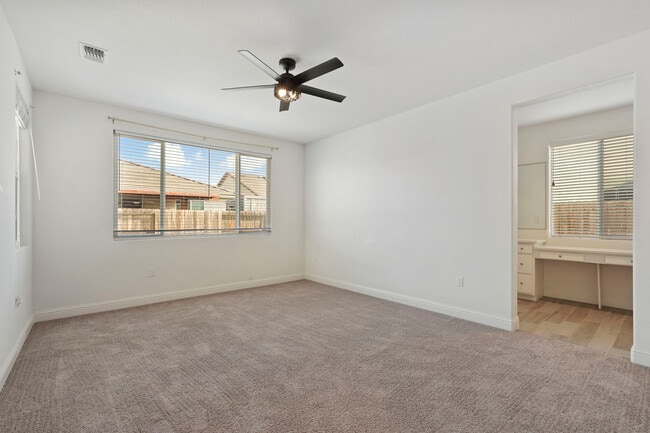 Building Photo - 3012 Salonie Ct