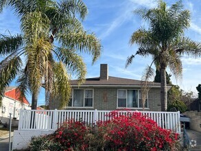 Building Photo - Newly renovated home 2 bedroom, 2 bath