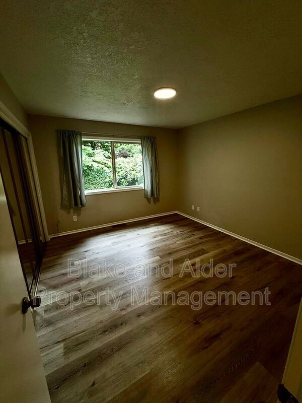 Building Photo - 1331 Westbrook Dr NW