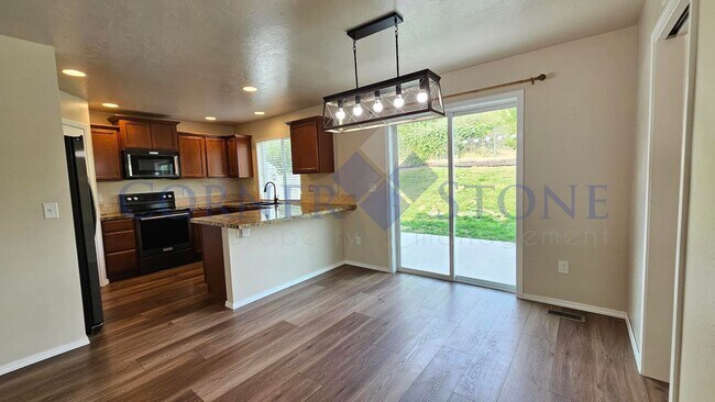 Building Photo - Beautiful Home in Star with RV Parking!