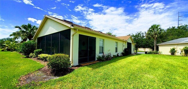 Building Photo - 520 Millifiora Ln