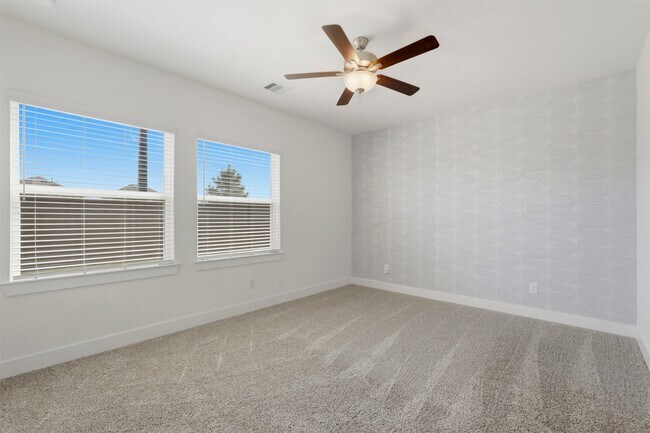 Building Photo - 10035 Crescendo Wy