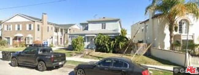 Building Photo - 1150 Cochran Ave