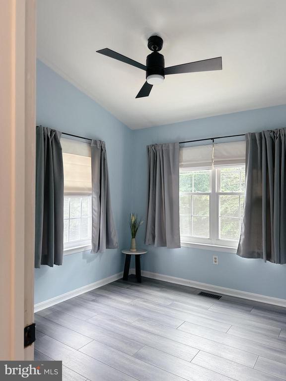 Building Photo - 15427 Beachwater Ct