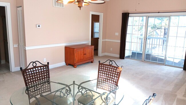 Building Photo - Furnished 2 Bedroom, 2 Bath Condo in Little River! Community Pool