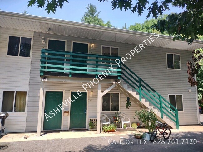Primary Photo - 456 Reems Creek Rd