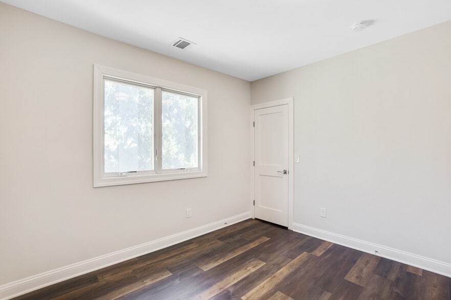 Building Photo - 77 Mill St