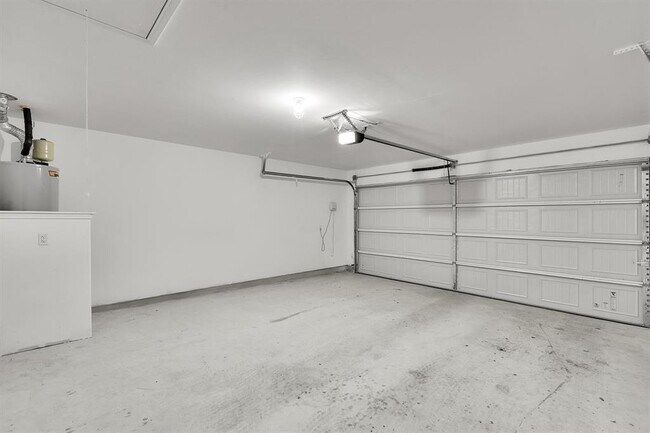 Building Photo - 4240 Rimrock Rose Ln