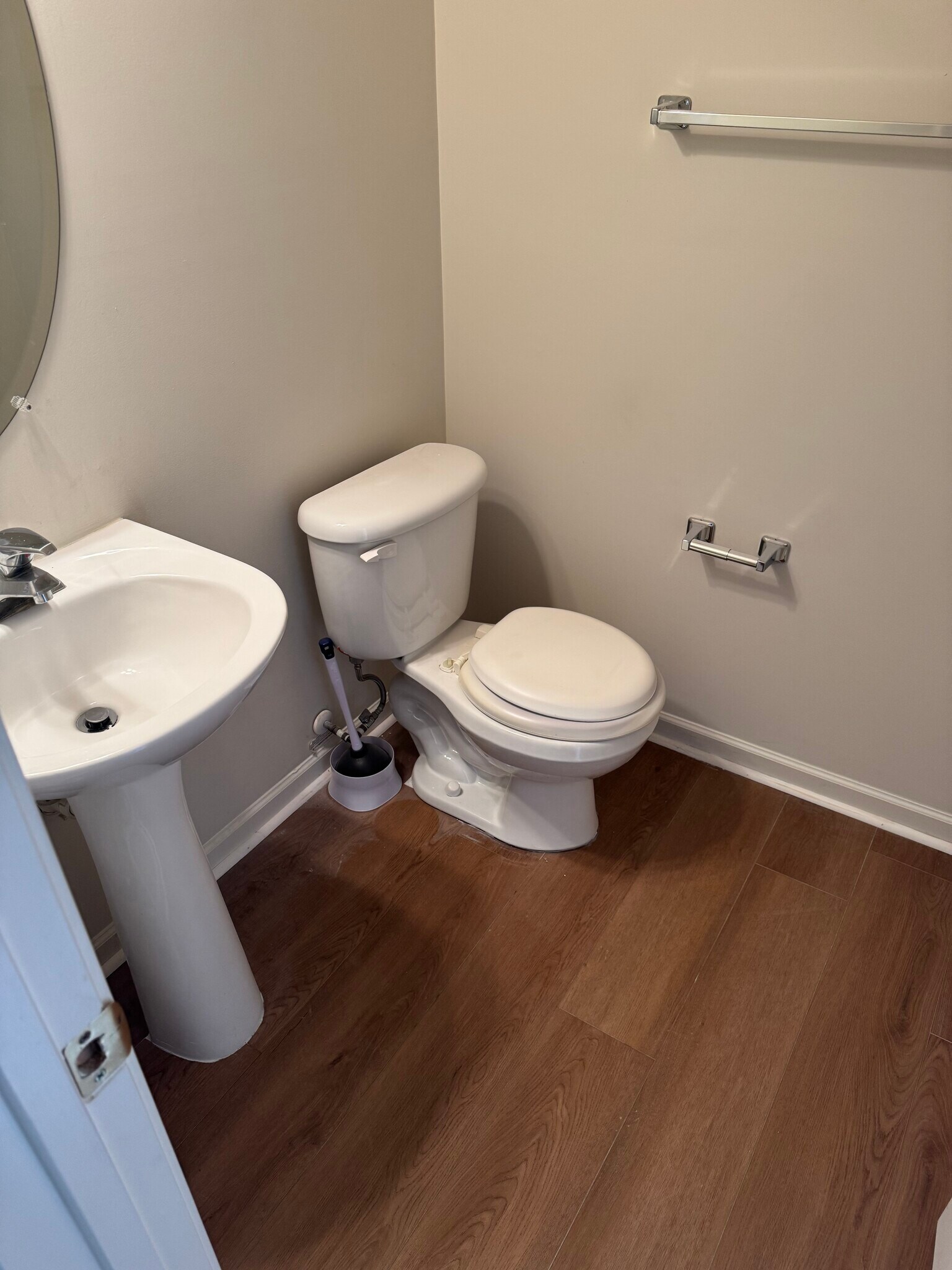 Building Photo - 2205 Lannigan Dr