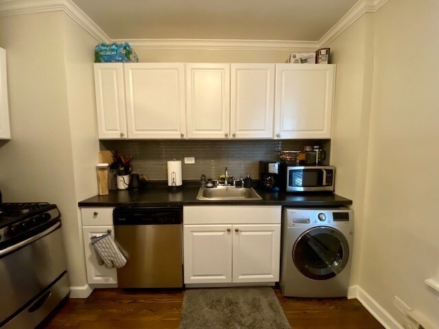 Building Photo - 2151 N Fremont St