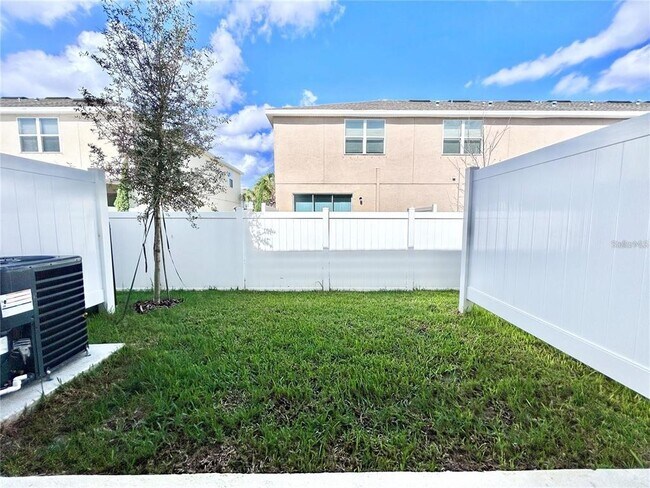 Building Photo - 6248 Fairmont Ln