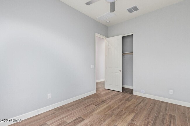 Building Photo - 2072 E Lantana Dr