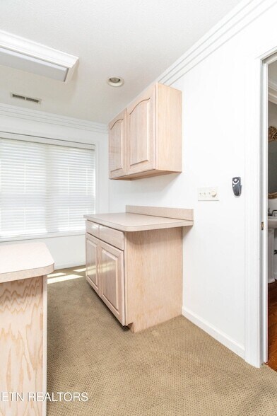 Building Photo - 2084 Allenridge Dr