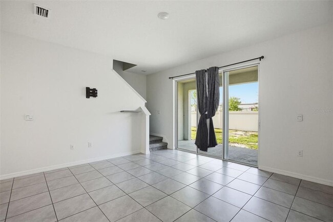 Building Photo - 5323 Dragonfly Dr