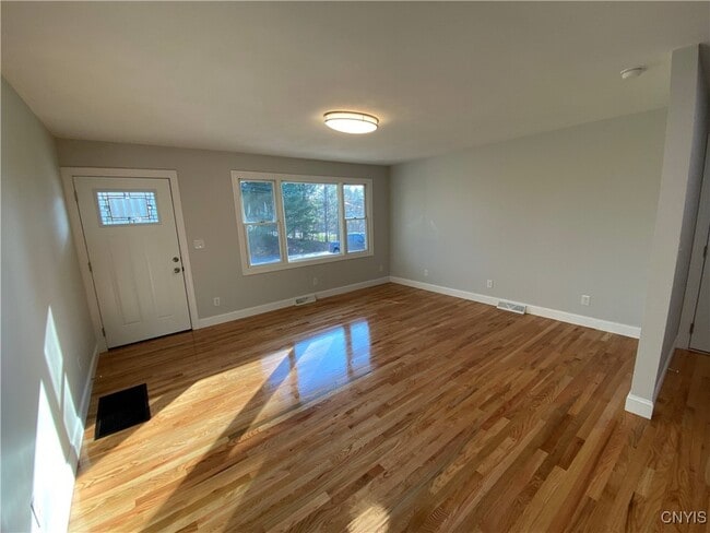 Building Photo - 3299 Mohawk St