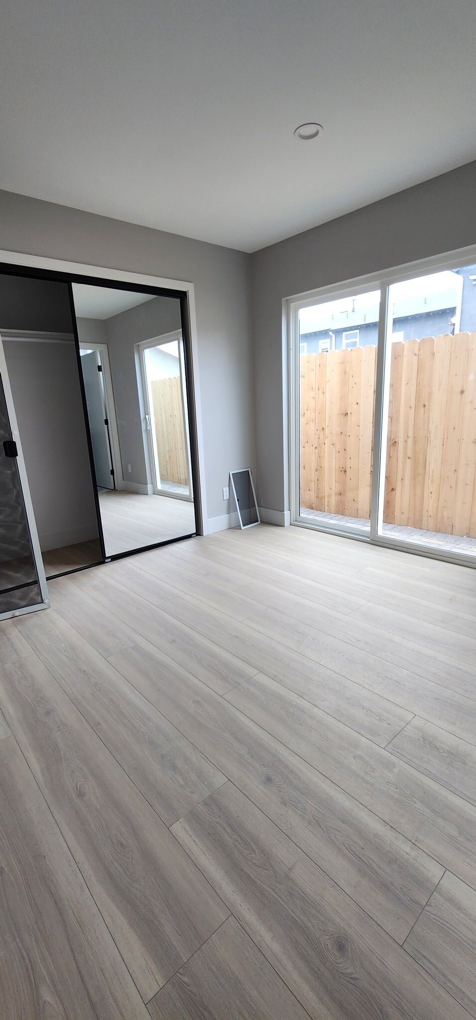 Building Photo - 5725 Klump Ave