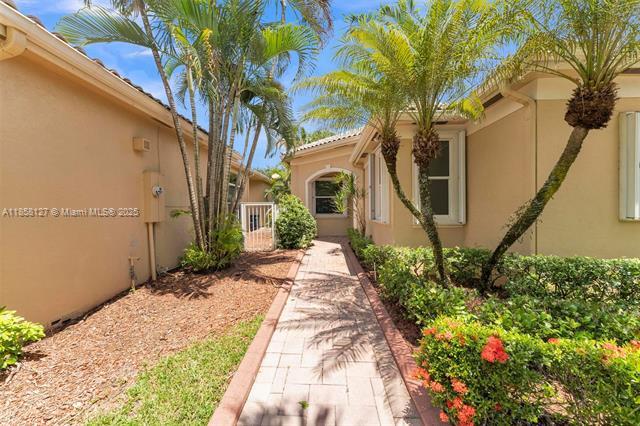 Building Photo - 2468 Bay Isle Ct