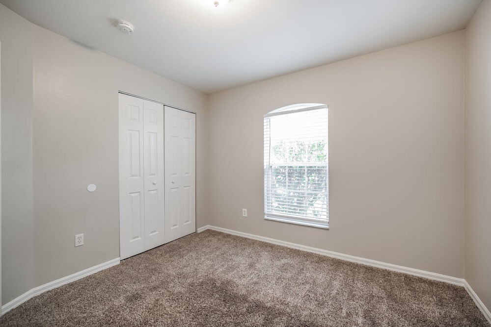 Building Photo - 15585 Spring Line Ln