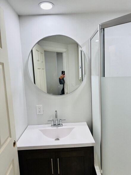 Building Photo - 10848 Scotsman Way