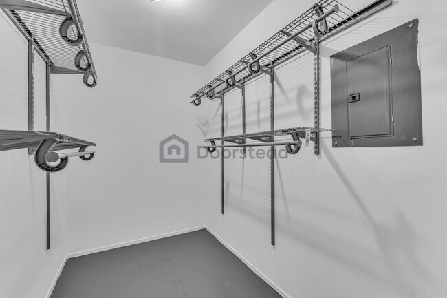 Building Photo - 5450 Concord Blvd