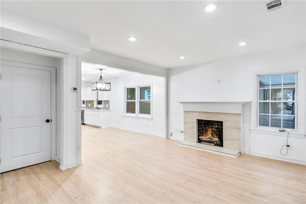 Building Photo - 1967 Browns Mill Rd SE