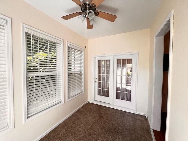 Building Photo - 4437 Lady Banks Ln