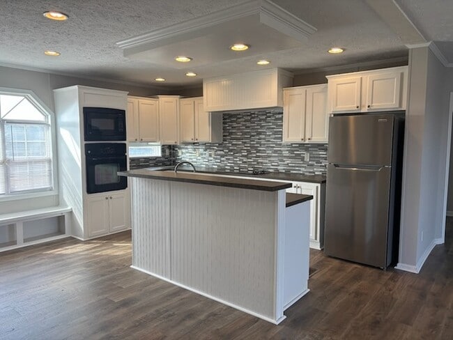 Building Photo - 1349 Neill Sinclair Rd