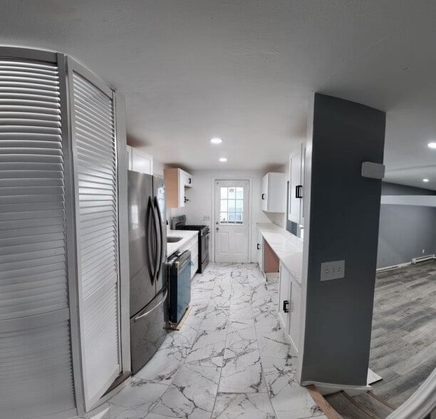 Building Photo - 317 Mill Rock Rd