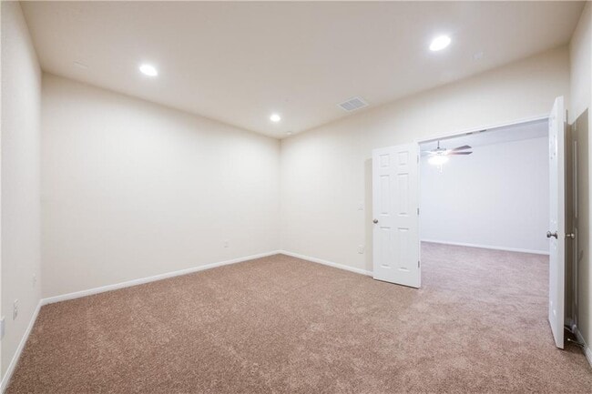 Building Photo - 3810 Brushy Creek Rd