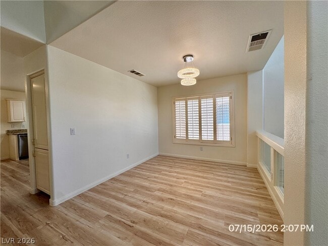 Building Photo - 10921 Calcedonian St