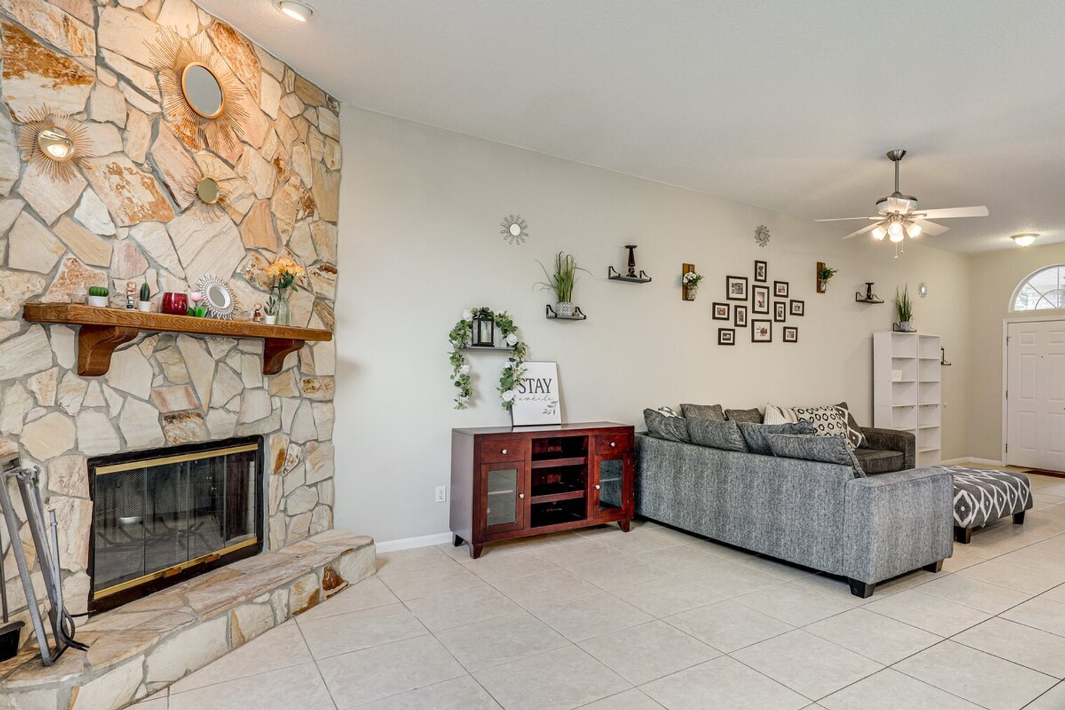 Building Photo - 3812 Tallcott Dr