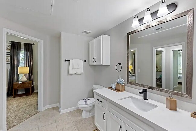 Building Photo - Comfort, Space & Style – All in One Place