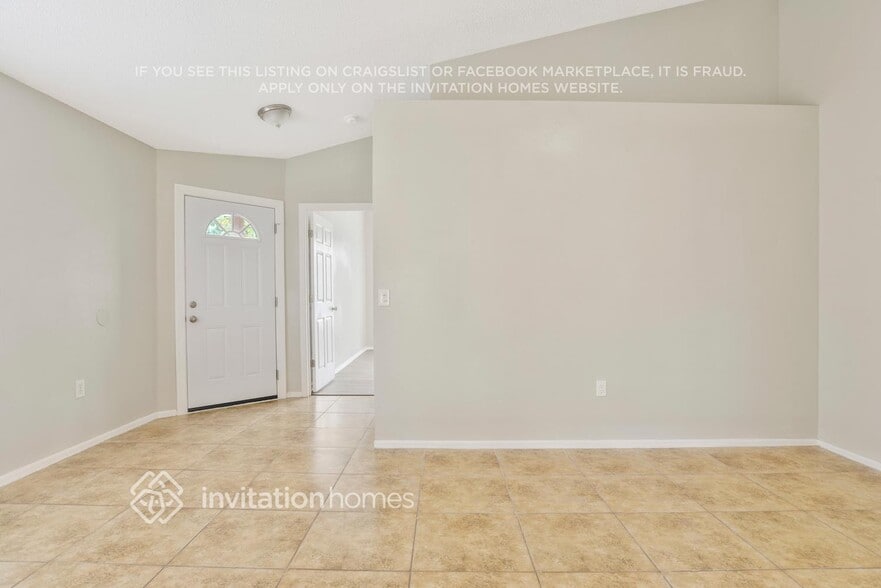 Building Photo - 3111 Huntwicke Blvd