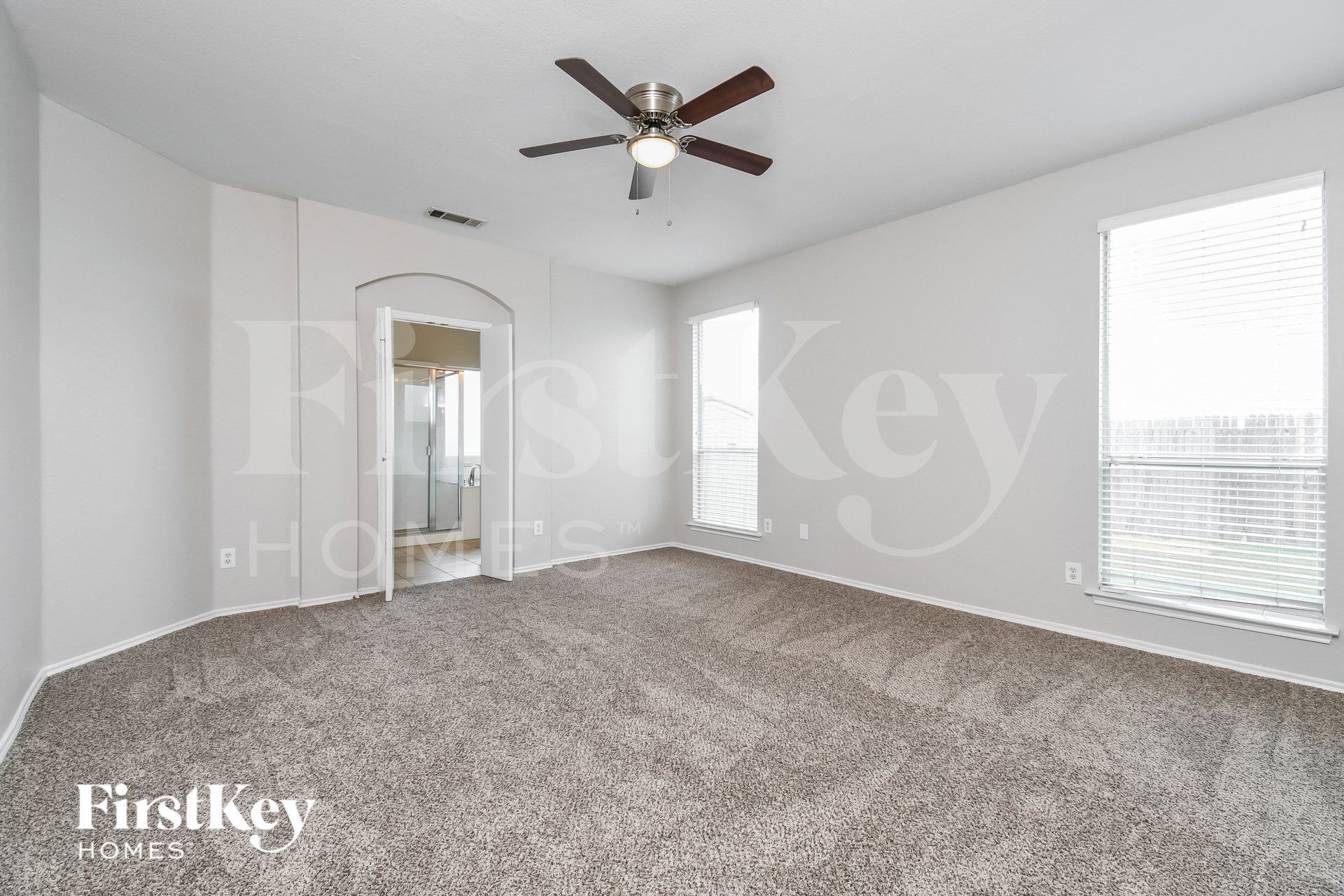 Building Photo - 1101 Vista View Dr