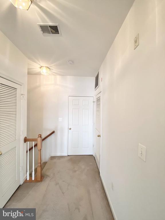 Building Photo - 2663 Manhattan Pl